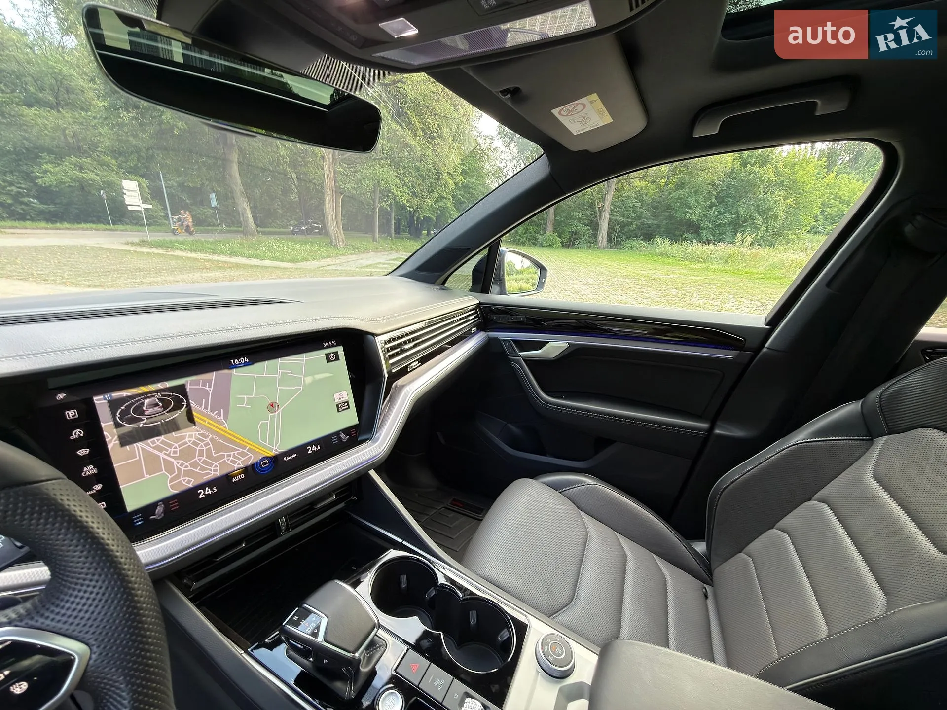 2021 Volkswagen Touareg - мініатюра 27