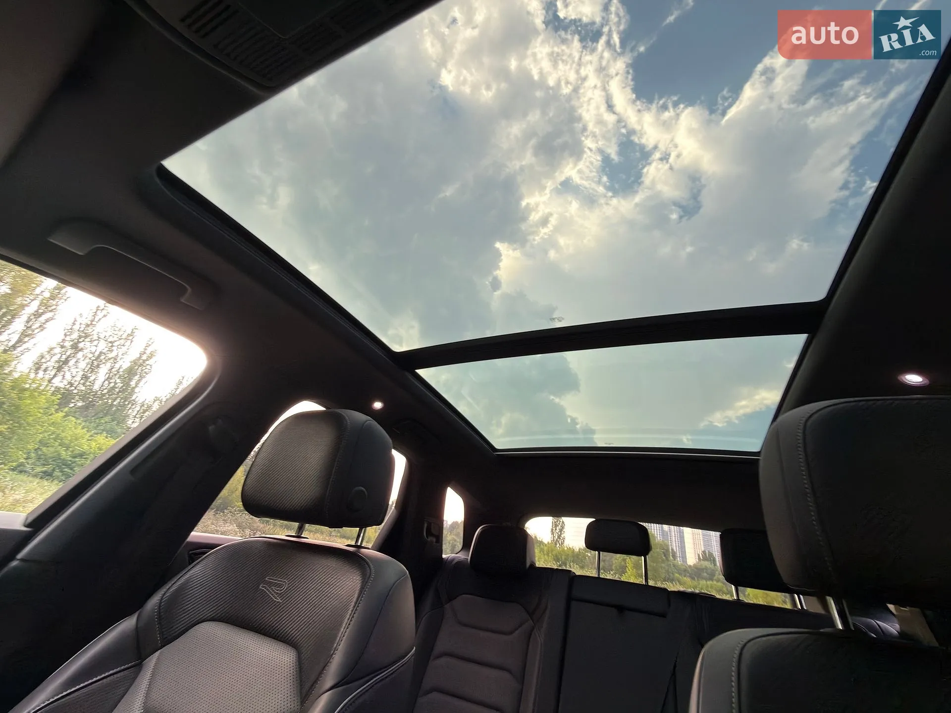 2021 Volkswagen Touareg - мініатюра 30