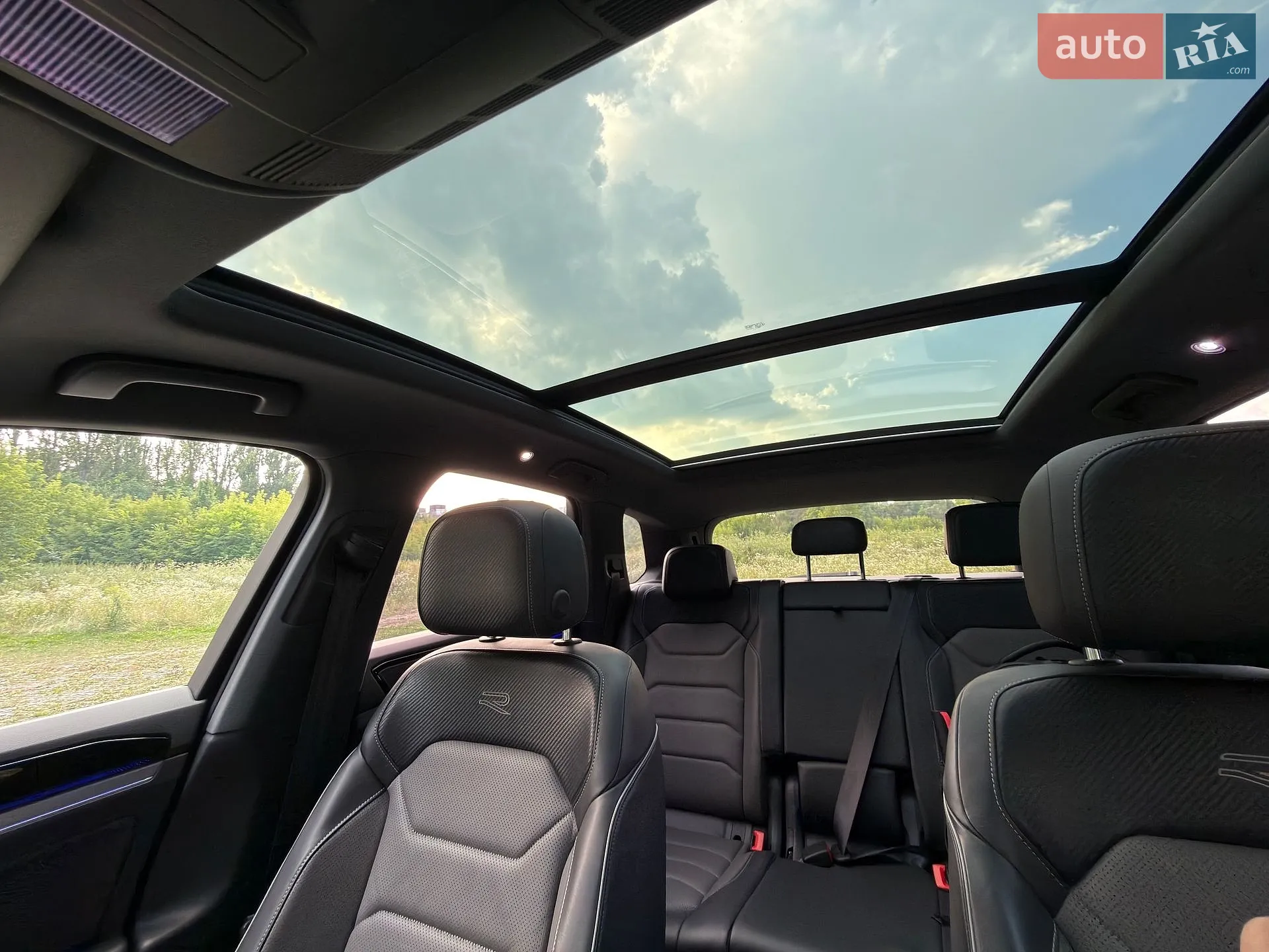 2021 Volkswagen Touareg - мініатюра 31