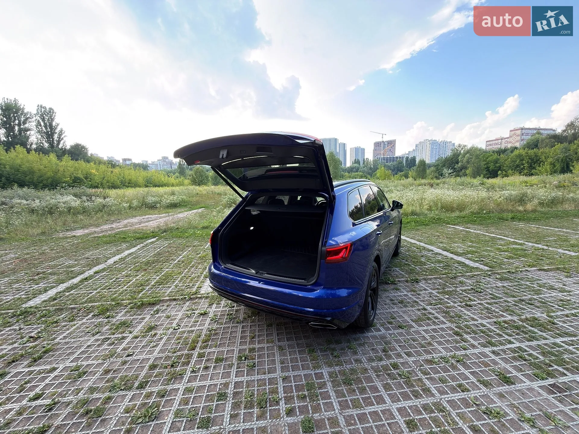 2021 Volkswagen Touareg - мініатюра 20