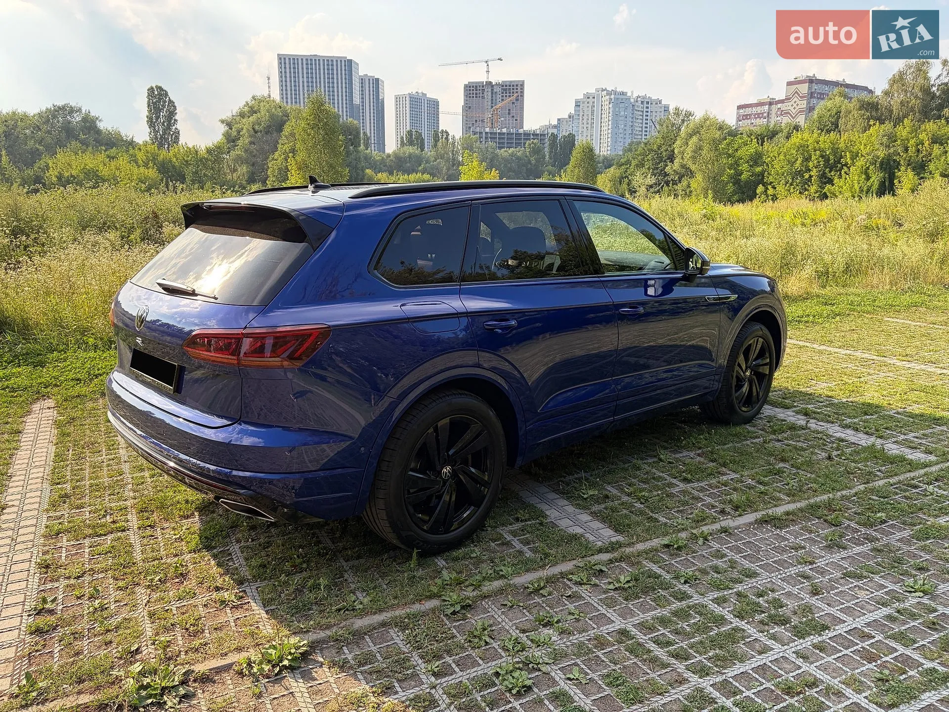 2021 Volkswagen Touareg - мініатюра 10