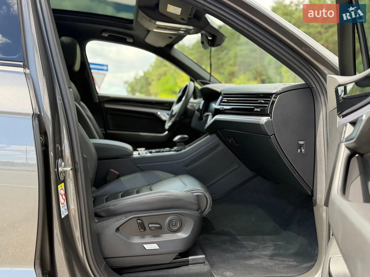 2019 Volkswagen Touareg - мініатюра 72