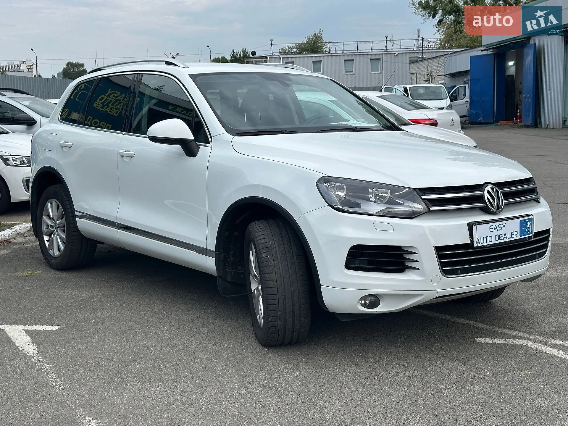 2012 Volkswagen Touareg - мініатюра 4