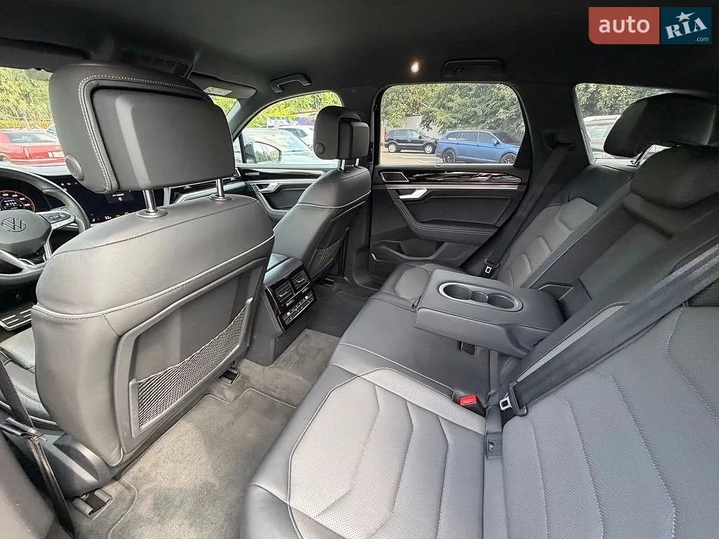 2024 Volkswagen Touareg - мініатюра 61