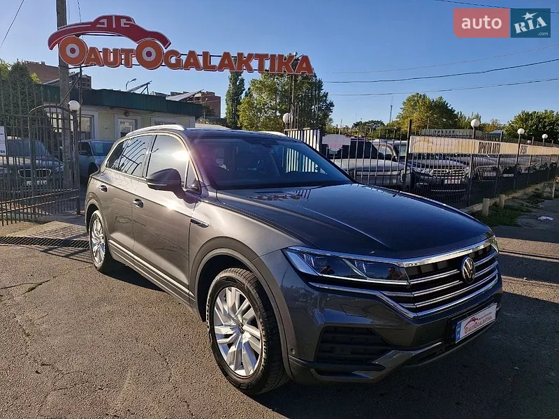 Volkswagen Touareg