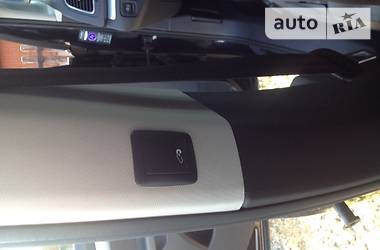 Минивэн Volkswagen Touran 2012 в 