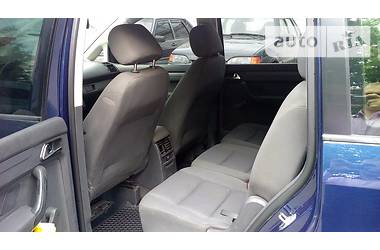 Універсал Volkswagen Touran 2005 в Києві