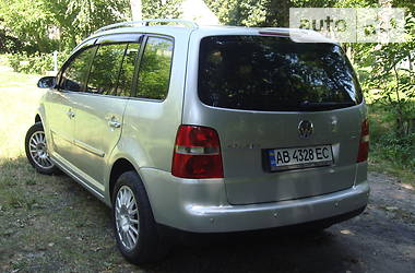 Універсал Volkswagen Touran 2004 в 