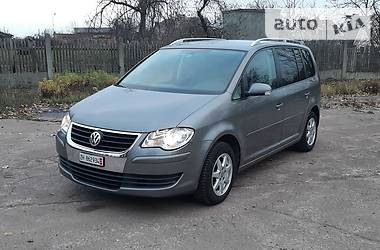 Минивэн Volkswagen Touran 2008 в Чернигове