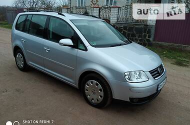 Мінівен Volkswagen Touran 2004 в Черняхові