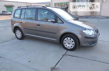 Минивэн Volkswagen Touran 2007 в Стрые