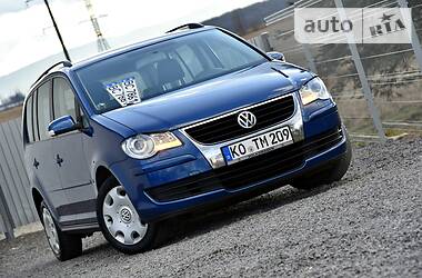 Минивэн Volkswagen Touran 2008 в Дрогобыче