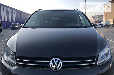 Мінівен Volkswagen Touran 2011 в 