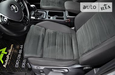 Мінівен Volkswagen Touran 2015 в 