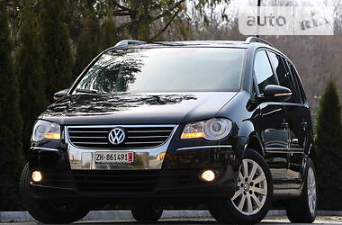 Универсал Volkswagen Touran 2010 в Трускавце