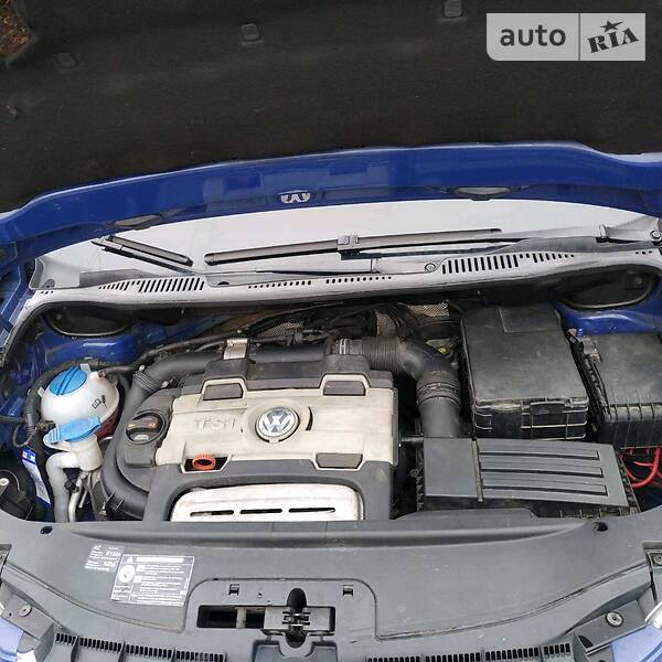 Мінівен Volkswagen Touran 2006 в Конотопі