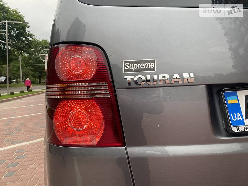 Універсал Volkswagen Touran 2006 в Івано-Франківську