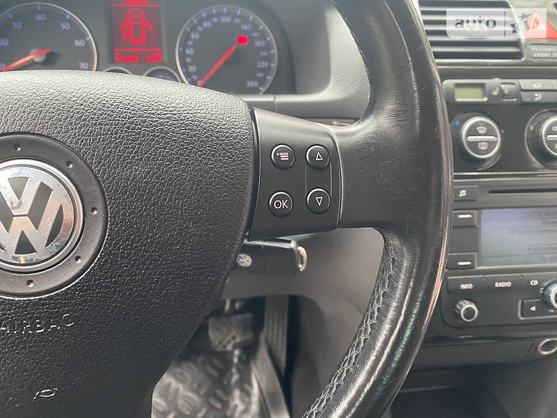 Універсал Volkswagen Touran 2006 в Івано-Франківську