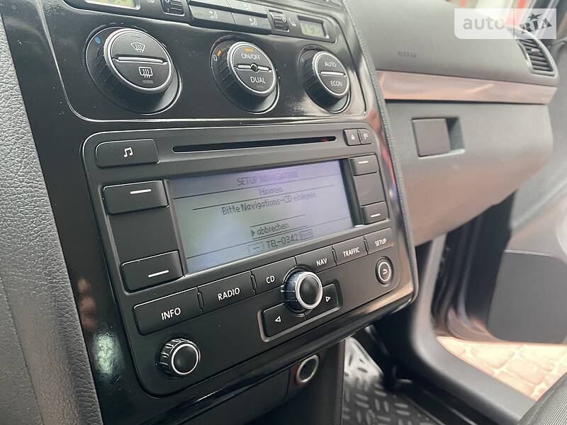 Універсал Volkswagen Touran 2006 в Івано-Франківську