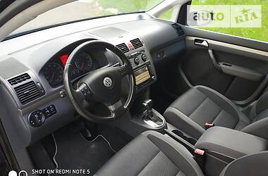 Універсал Volkswagen Touran 2009 в 
