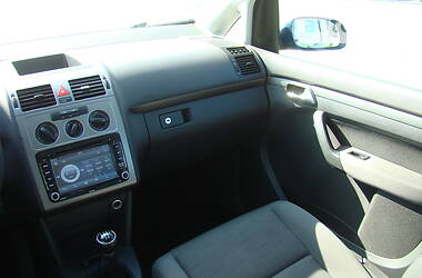 Мінівен Volkswagen Touran 2007 в 