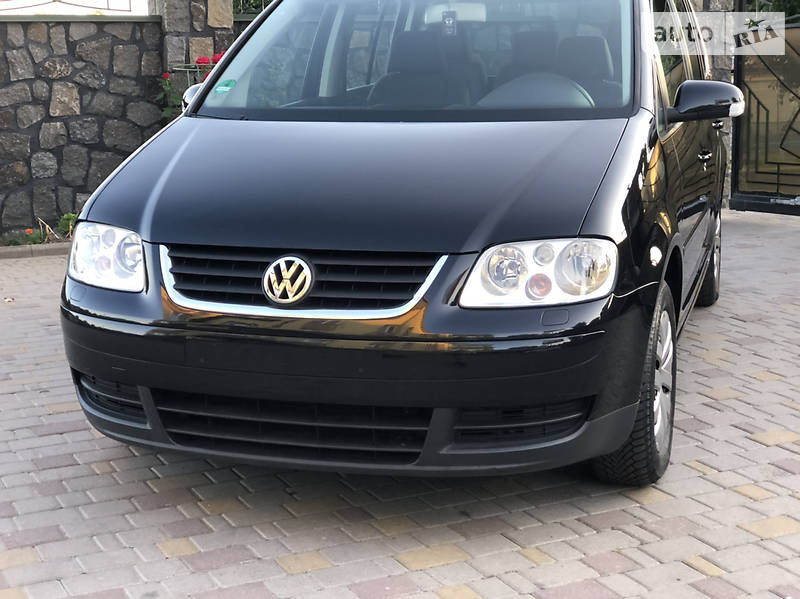 Мінівен Volkswagen Touran 2006 в Хмельницькому