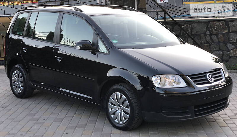 Мінівен Volkswagen Touran 2006 в Хмельницькому