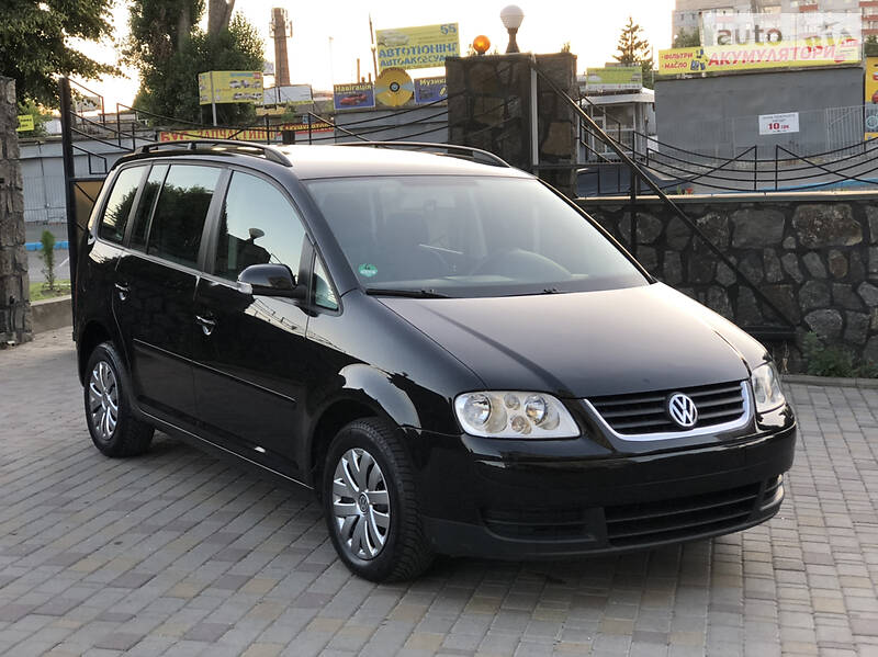 Мінівен Volkswagen Touran 2006 в Хмельницькому