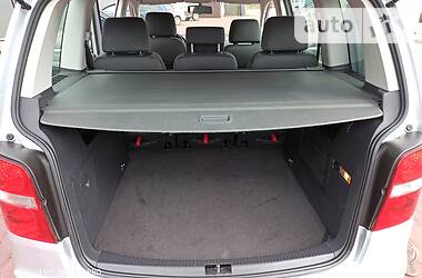 Мінівен Volkswagen Touran 2004 в 