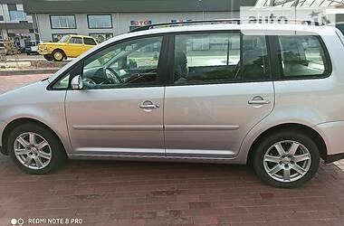 Мінівен Volkswagen Touran 2004 в 