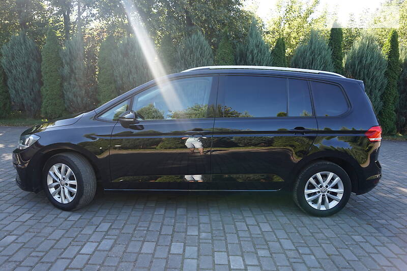 Універсал Volkswagen Touran 2016 в Самборі