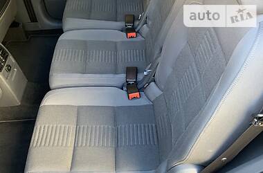Мінівен Volkswagen Touran 2010 в 