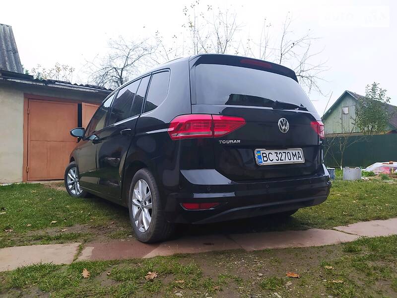 Volkswagen Touran 2016