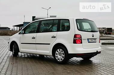 Універсал Volkswagen Touran 2007 в Ківерцях