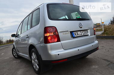 Минивэн Volkswagen Touran 2007 в Дрогобыче