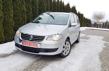 Минивэн Volkswagen Touran 2008 в Львове