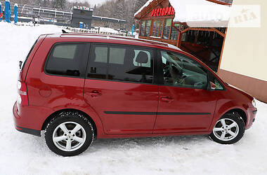 Мінівен Volkswagen Touran 2010 в Трускавці