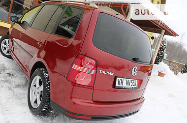 Минивэн Volkswagen Touran 2010 в Трускавце