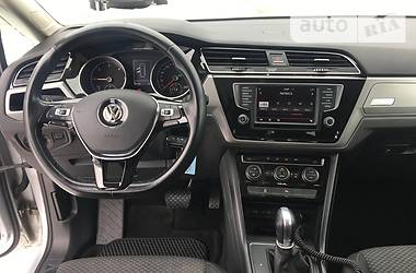 Минивэн Volkswagen Touran 2015 в Черновцах