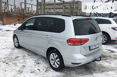 Минивэн Volkswagen Touran 2015 в Черновцах