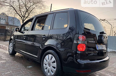 Мінівен Volkswagen Touran 2007 в Тернополі