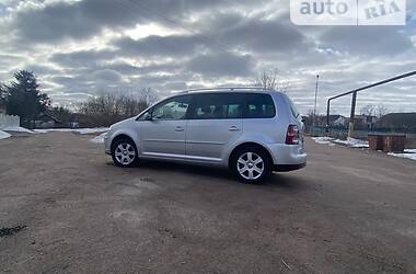 Минивэн Volkswagen Touran 2008 в Житомире