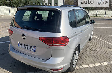 Мінівен Volkswagen Touran 2017 в Луцьку