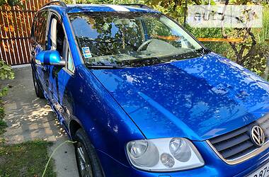 Мінівен Volkswagen Touran 2006 в Ужгороді