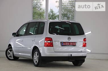 Минивэн Volkswagen Touran 2005 в Трускавце