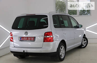 Минивэн Volkswagen Touran 2005 в Трускавце