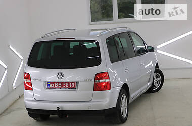 Минивэн Volkswagen Touran 2005 в Трускавце