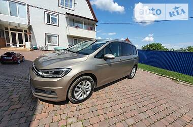 Volkswagen Touran 2016