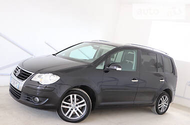 Минивэн Volkswagen Touran 2008 в Трускавце