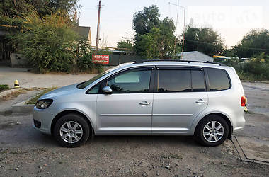 Volkswagen Touran 2011